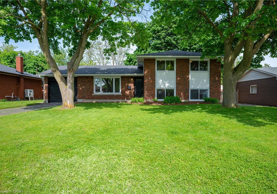19-taylor-avenue-cambridge-ontario-40840787