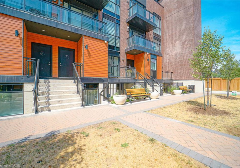 5289-highway-7-vaughan-ontario-40840788