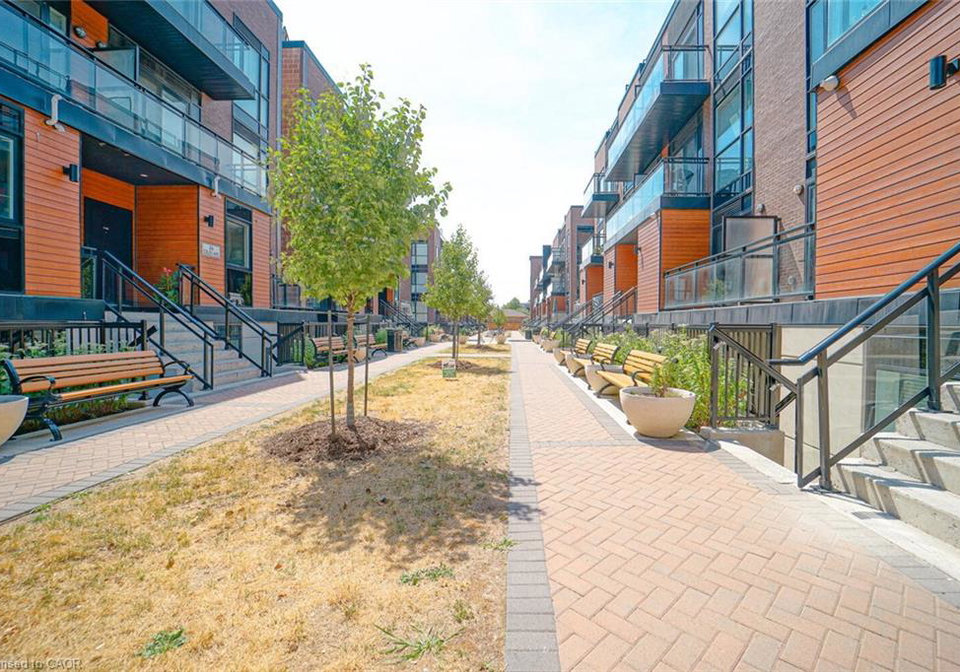 5289-highway-7-vaughan-ontario-40840788