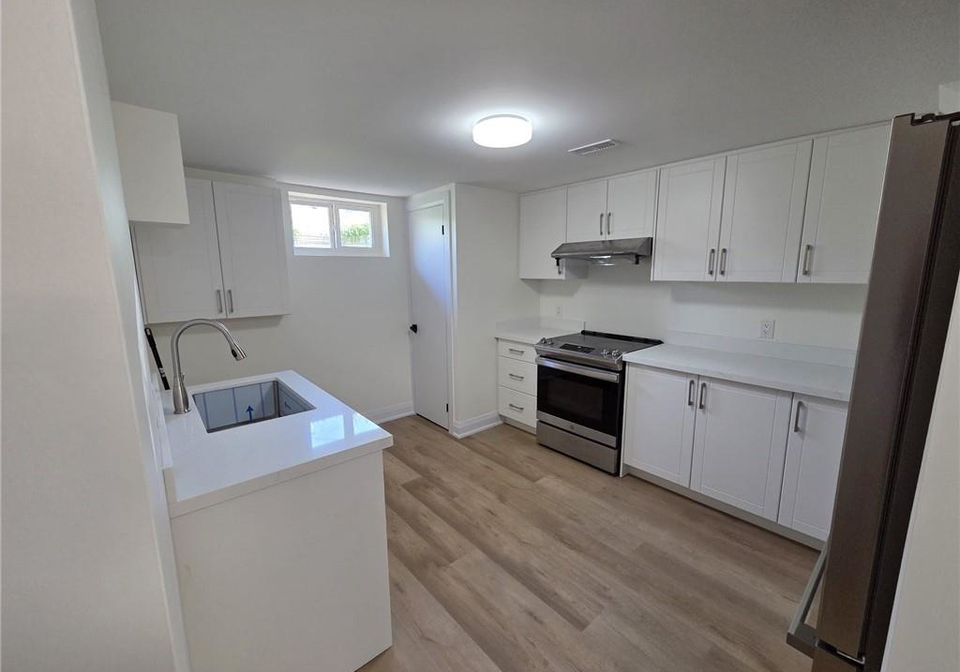 12-ferndale-avenue-st-catharines-ontario-40840790