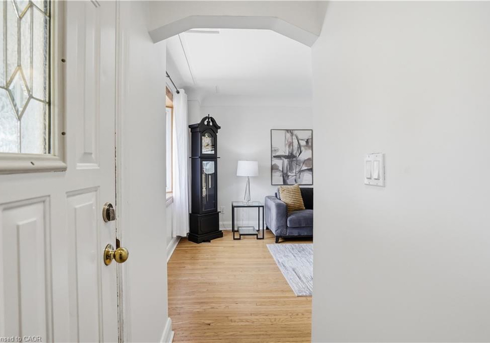 29-shadyside-avenue-hamilton-ontario-40840791