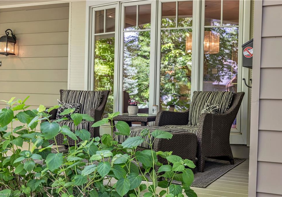 1346-whiteoaks-avenue-mississauga-ontario-40840813