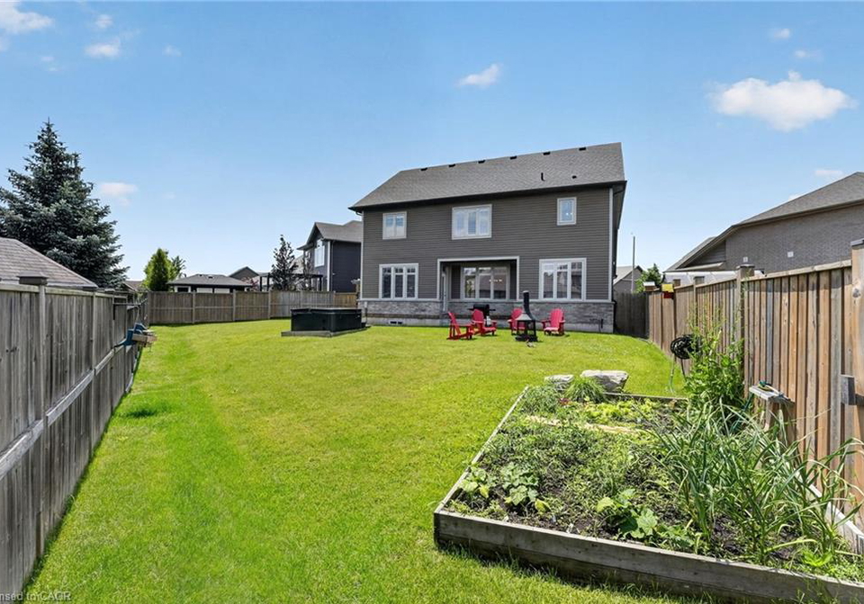 87-anastasia-boulevard-smithville-ontario-40840823