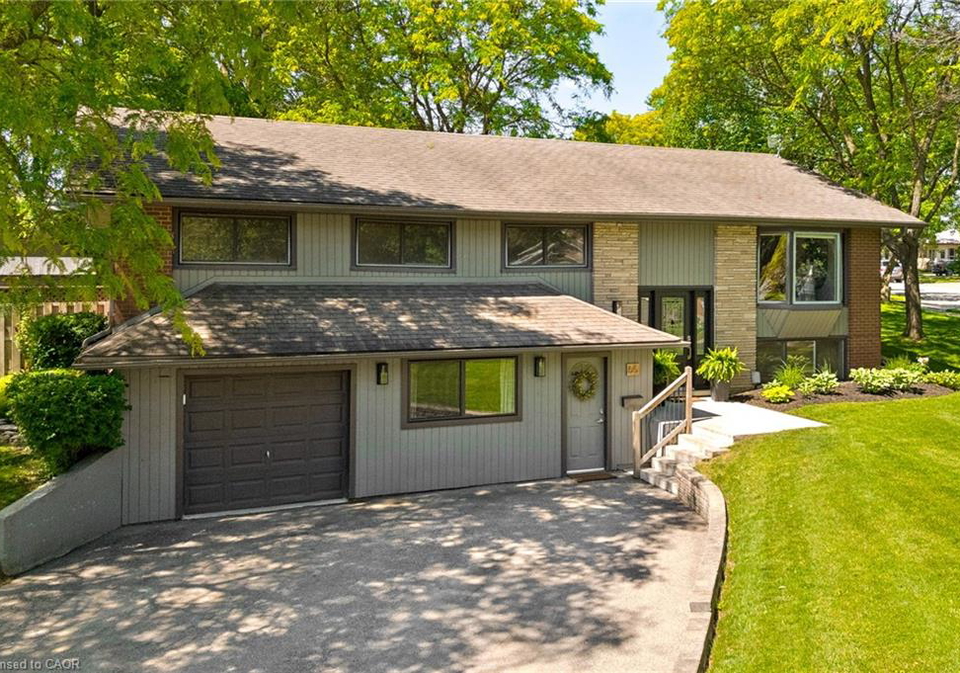 65-gilmour-crescent-kitchener-ontario-40840832