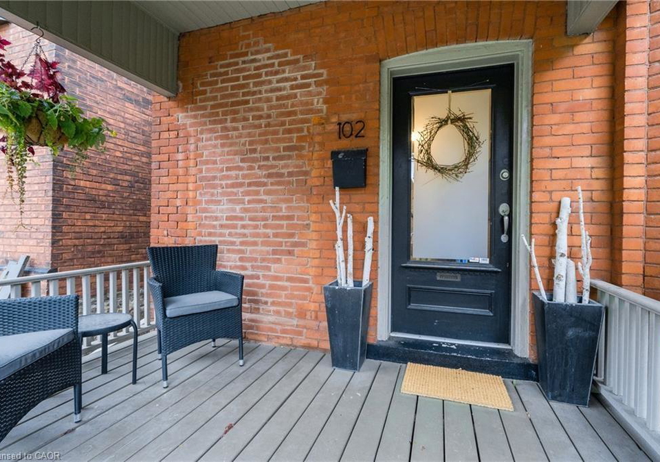 102-ontario-avenue-hamilton-ontario-40840833