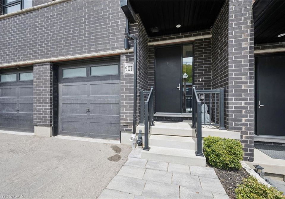 907-robert-ferrie-drive-kitchener-ontario-40840842