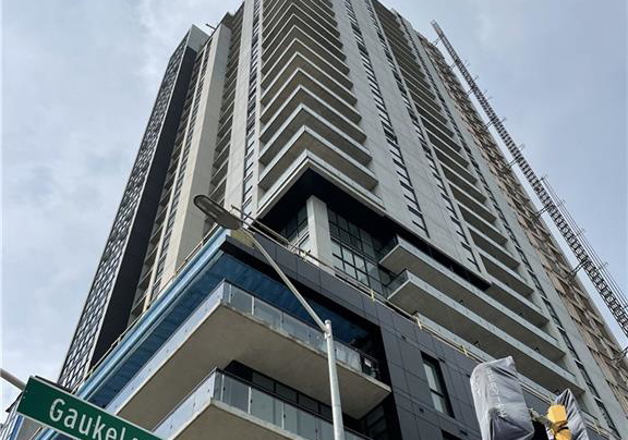 60-charles-street-kitchener-ontario-40840850