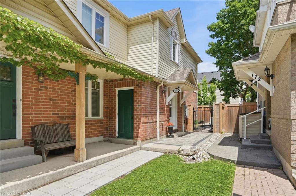 174-fellowes-crescent-waterdown-ontario-40840867