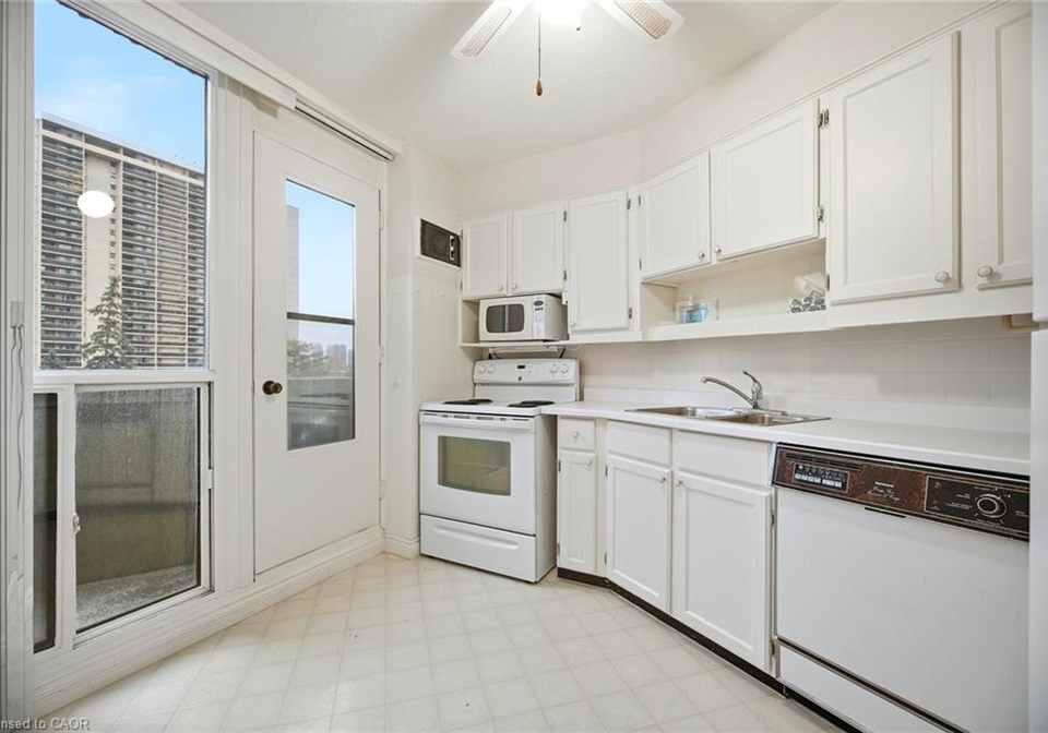 296-mill-road-toronto-ontario-40840905