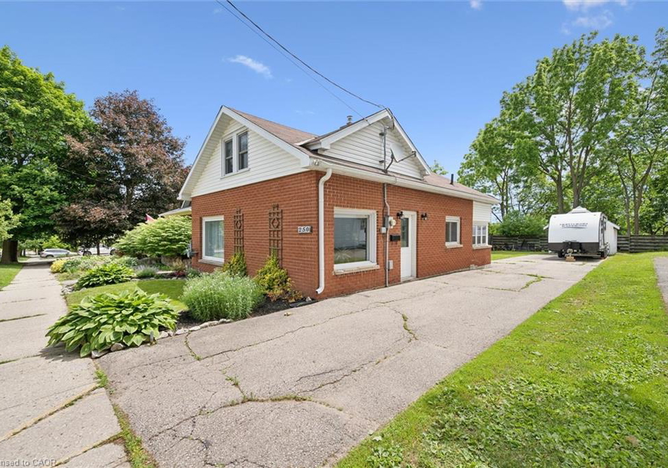 250-st-george-street-e-fergus-ontario-40840957