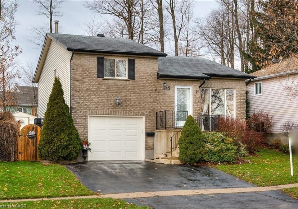 19-oprington-drive-kitchener-ontario-40840967