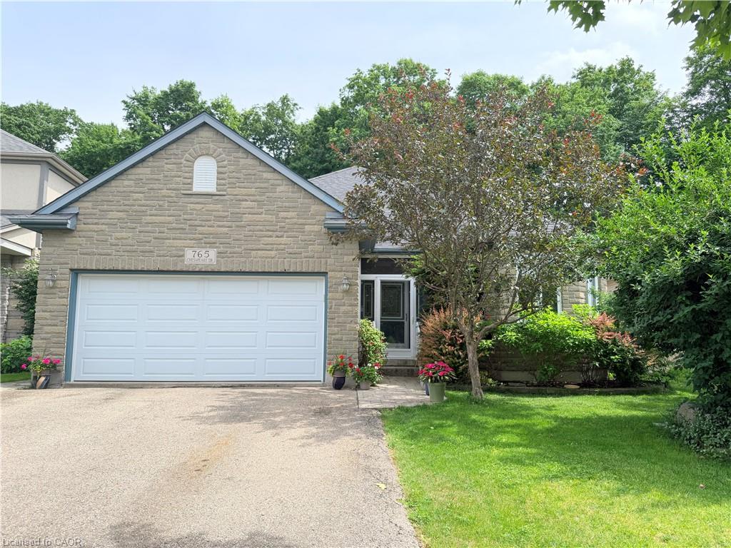 765-chesapeake-drive-waterloo-ontario-40840984