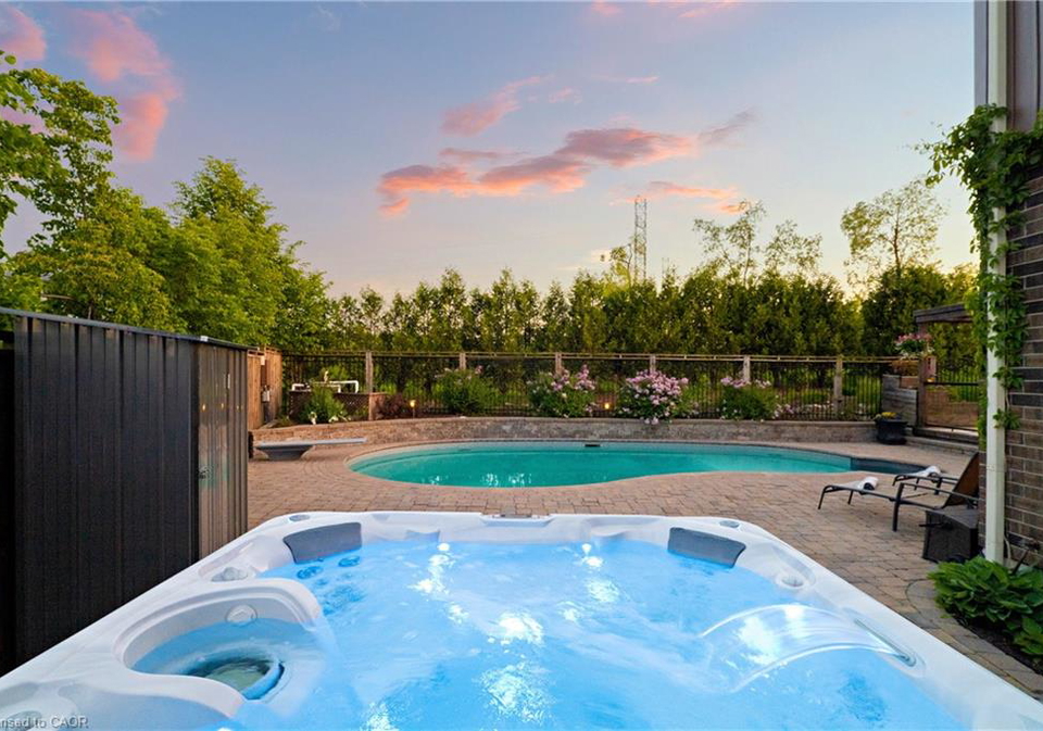 505-st-moritz-avenue-waterloo-ontario-40840985