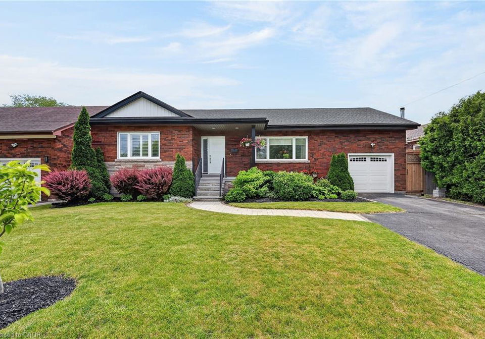 55-glenview-drive-stoney-creek-ontario-40840993