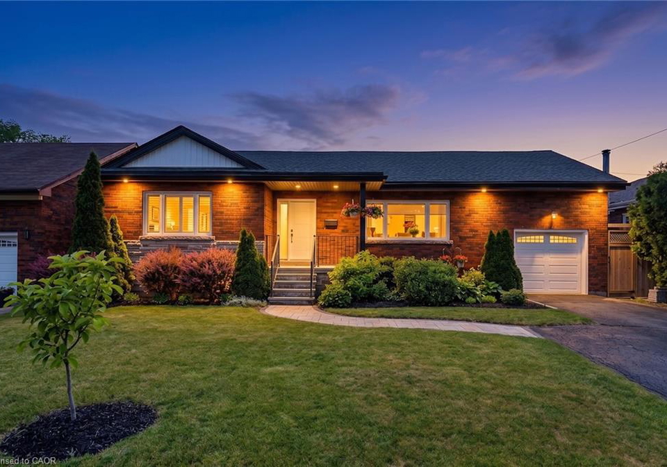 55-glenview-drive-stoney-creek-ontario-40840993