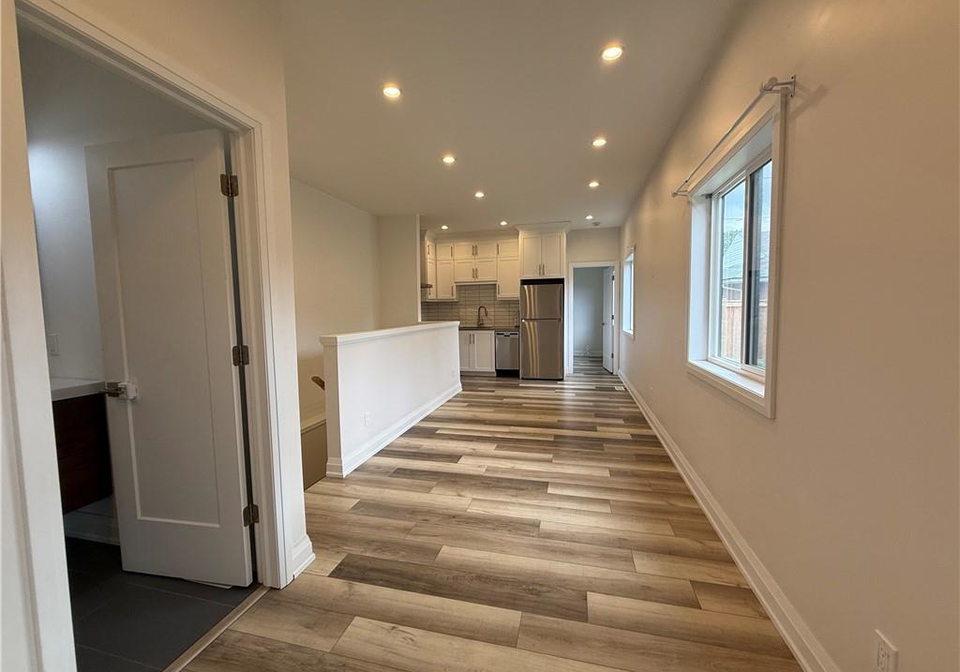 261-belmont-avenue-w-kitchener-ontario-40840995