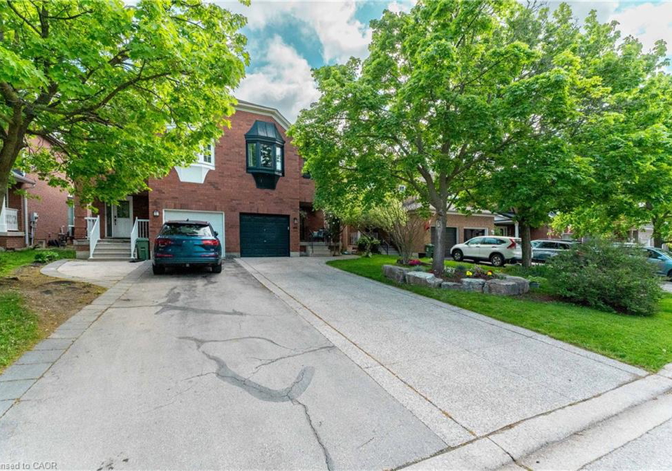 46-harnesworth-crescent-waterdown-ontario-40841038
