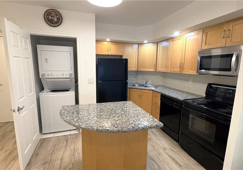 250-wellington-street-w-toronto-ontario-40841072