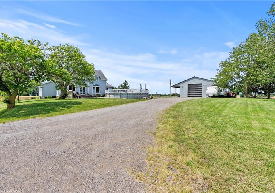 4901-sixteen-road-smithville-ontario-40841076
