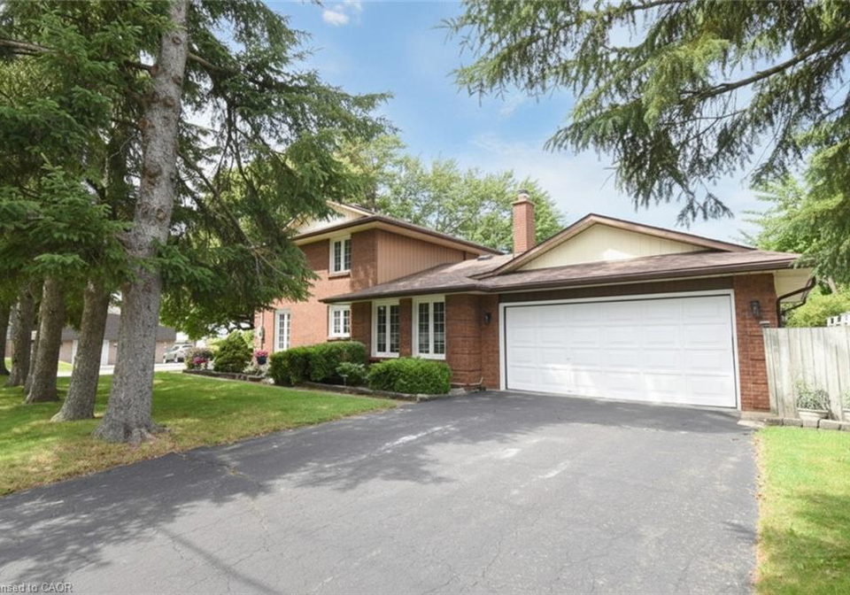 24-shaw-street-caledonia-ontario-40841109