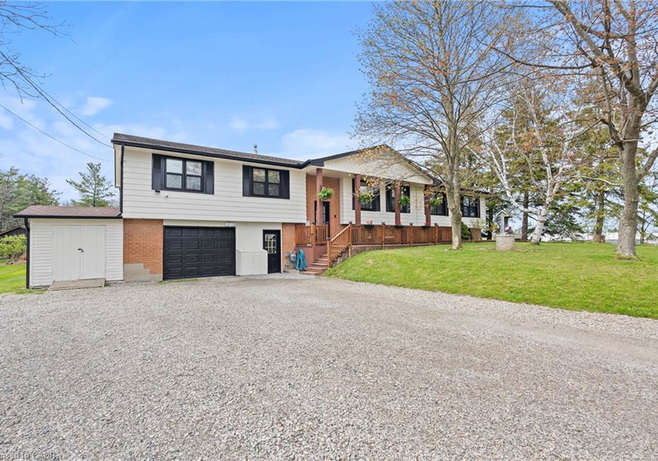 5090-blackheath-road-binbrook-ontario-40841110