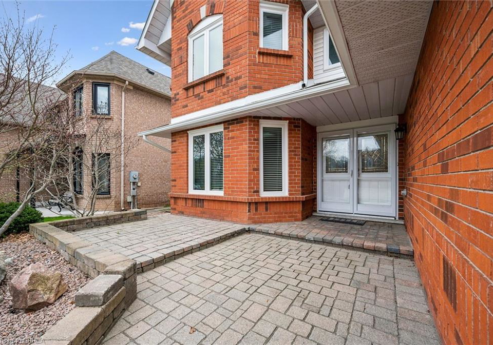 223-glenvalley-drive-cambridge-ontario-40841111