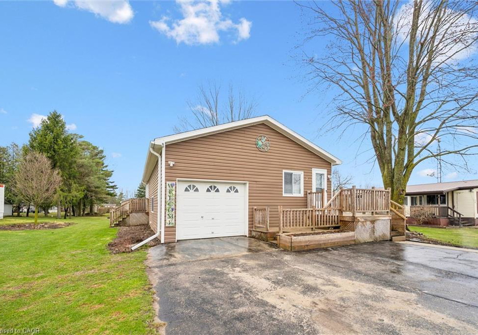 25-fourth-avenue-moorefield-ontario-40841122