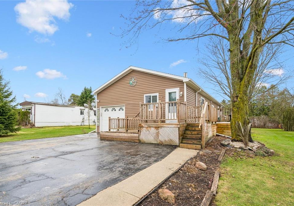 25-fourth-avenue-moorefield-ontario-40841122