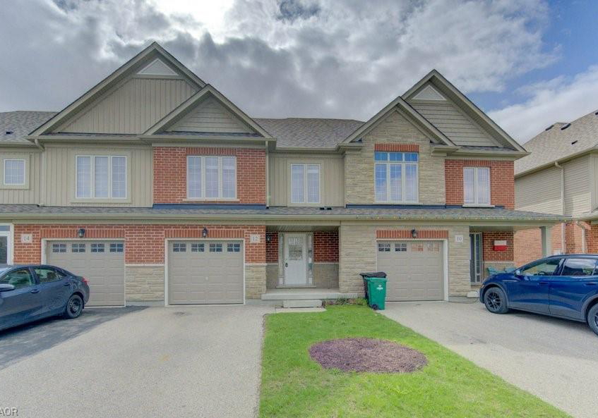 12-freer-drive-ayr-ontario-40841131