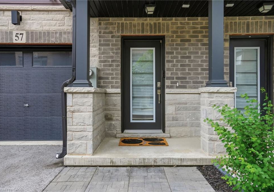 61-soho-street-stoney-creek-ontario-40841139