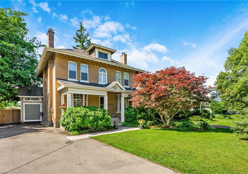 739-colborne-street-brantford-ontario-40841144