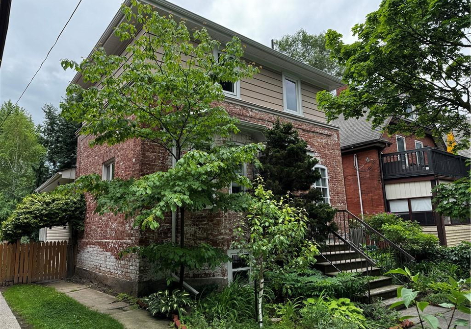 83-louisa-street-kitchener-ontario-40841178