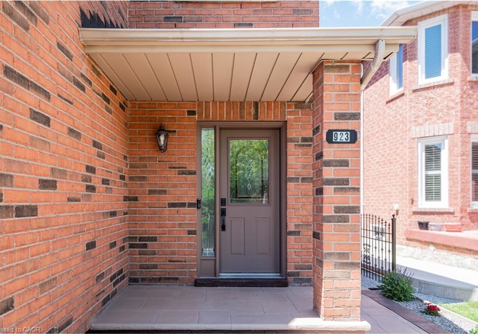 923-blyleven-boulevard-mississauga-ontario-40841189