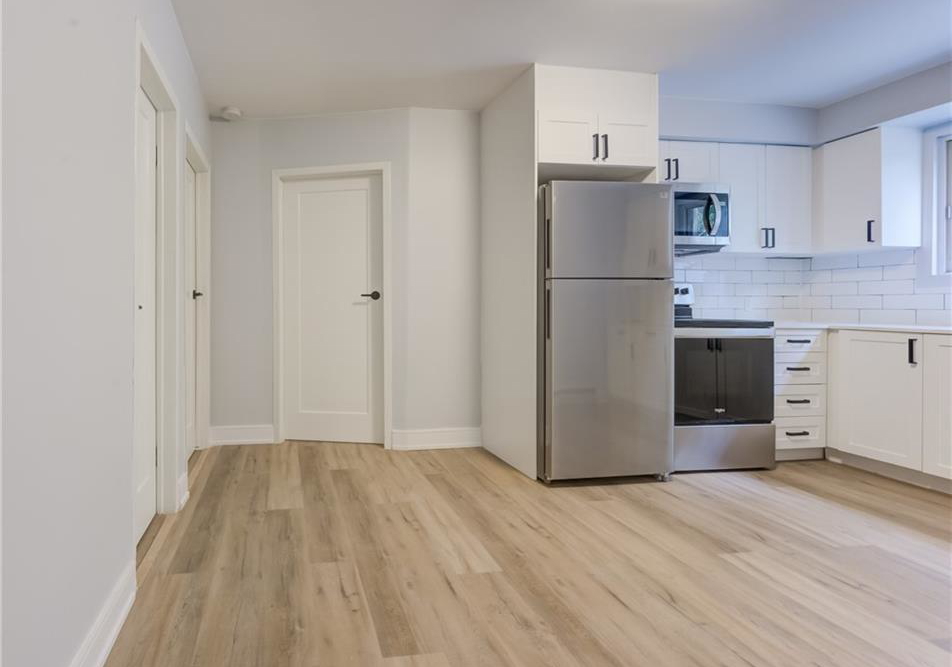 203-mausser-avenue-kitchener-ontario-40841315