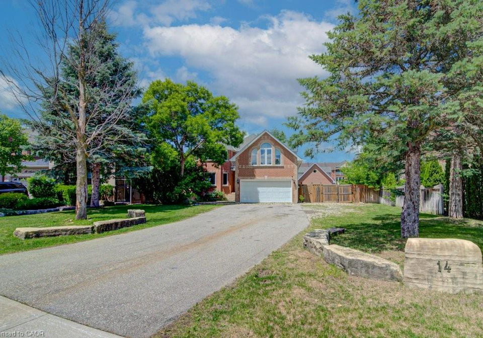 14-antrim-court-e-caledon-ontario-40841317