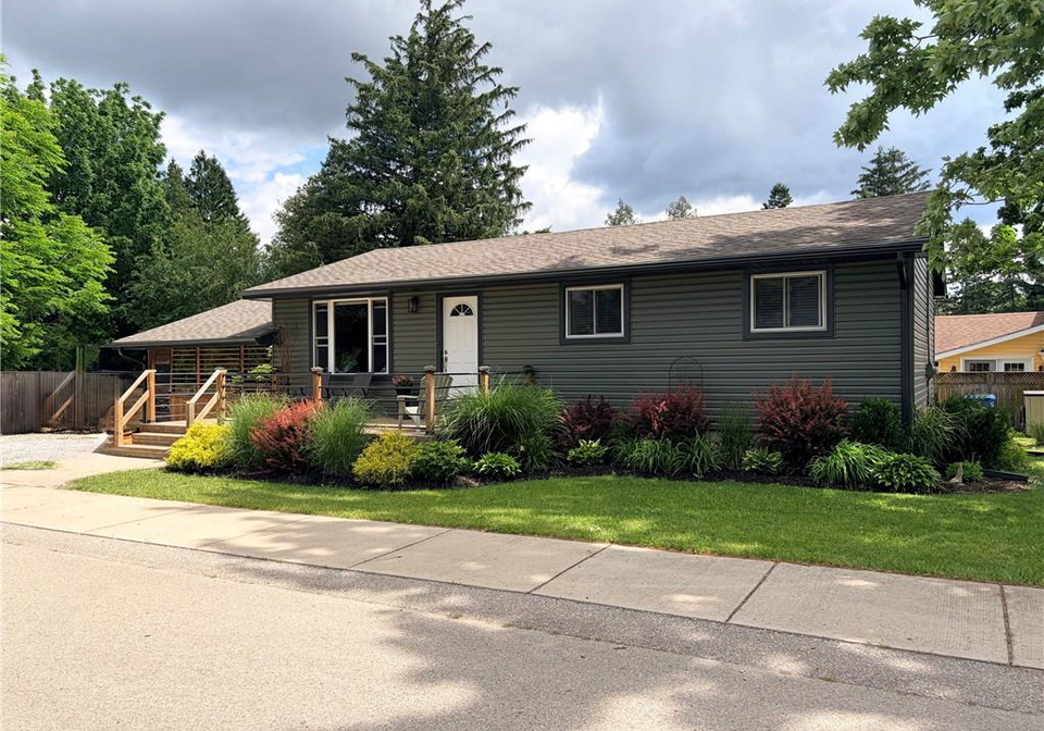 1551-old-brock-street-vittoria-ontario-40841319