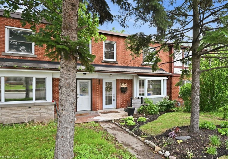 2273-king-street-e-hamilton-ontario-40841337