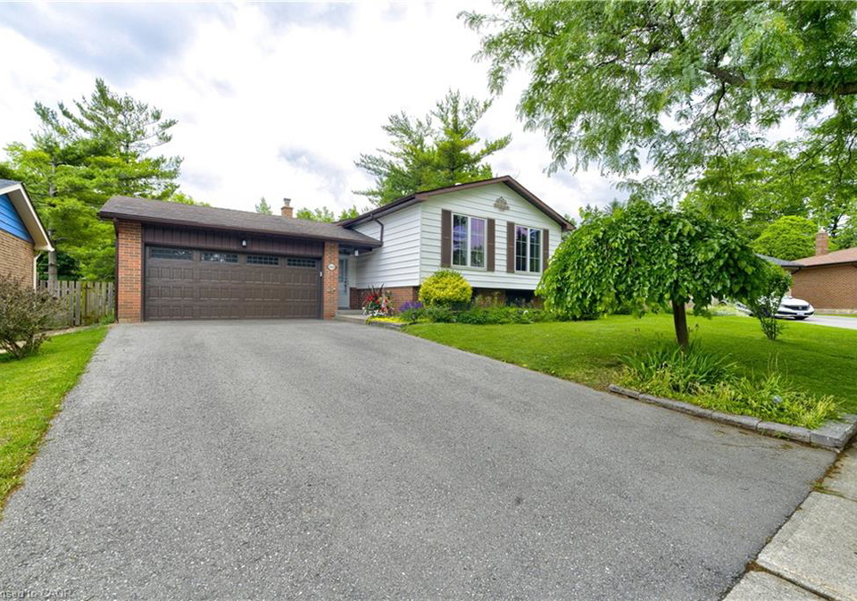 2020-coral-crescent-burlington-ontario-40841364