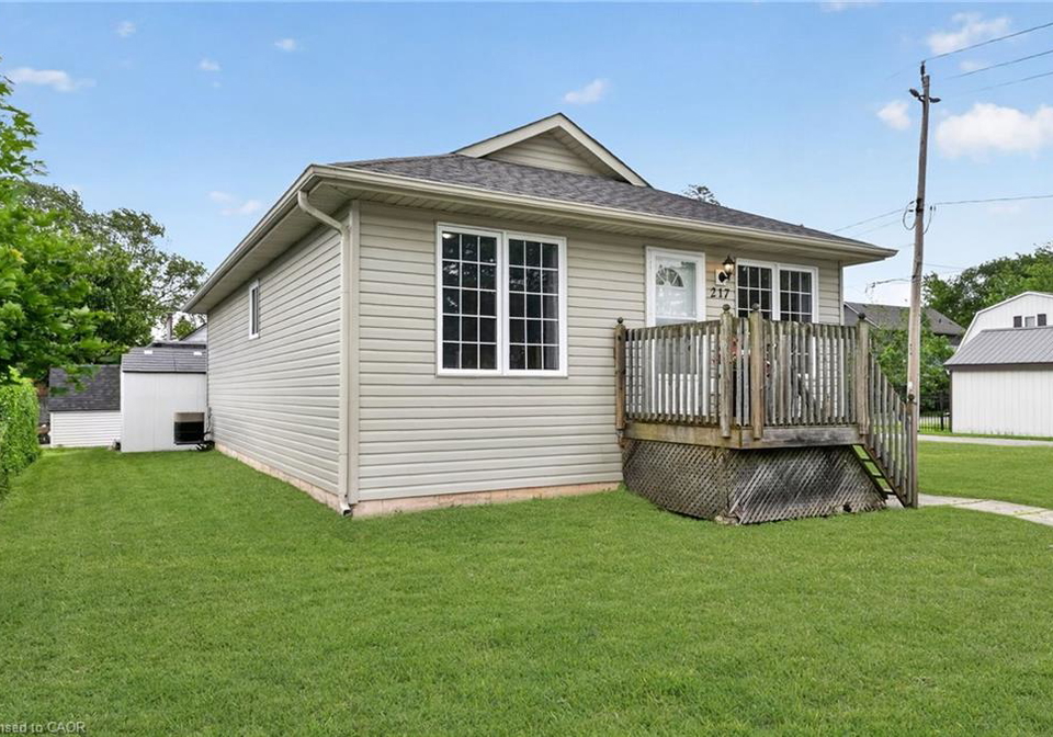 217-pine-street-dunnville-ontario-40841368