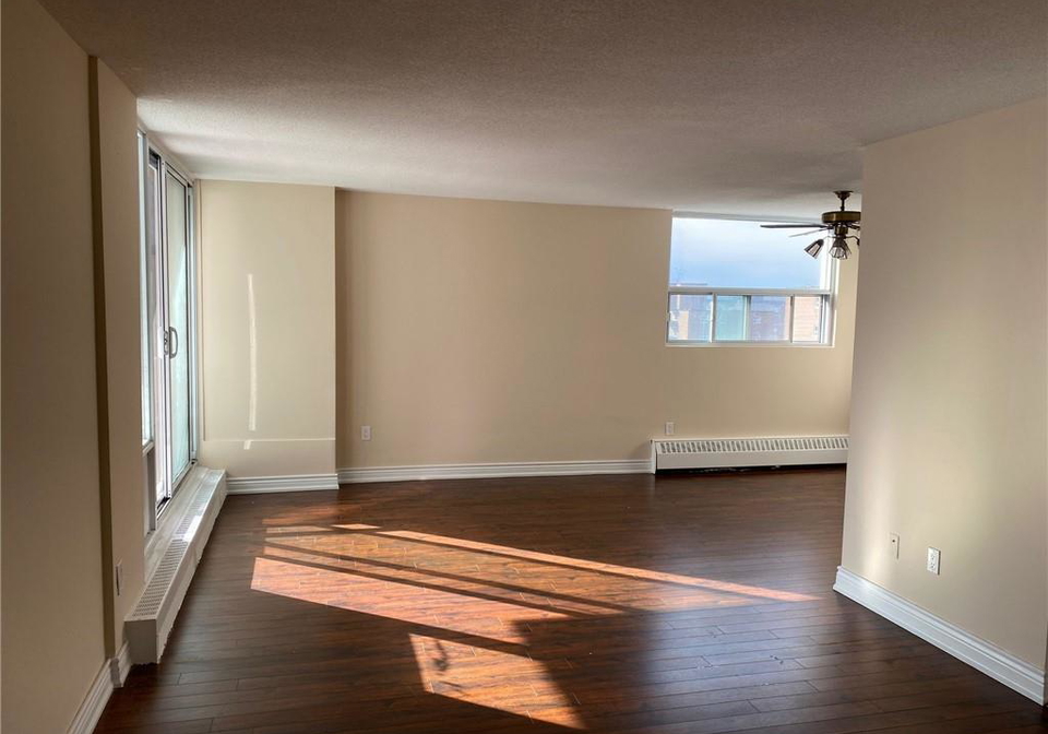 2345-confederation-parkway-mississauga-ontario-40841405