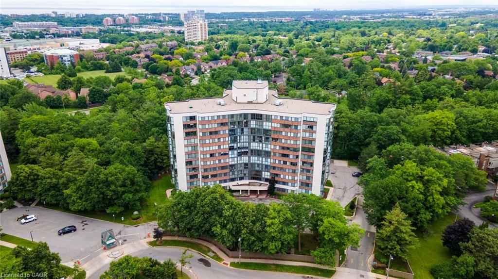 1240-marlborough-court-oakville-ontario-40841415