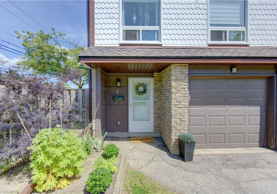 80-old-country-drive-kitchener-ontario-40841435