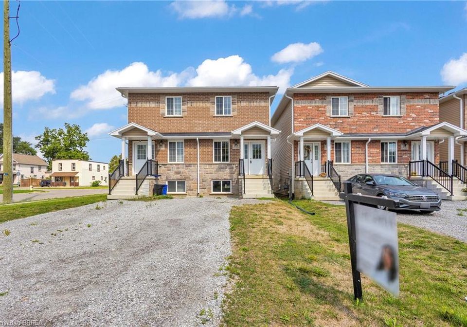 161-grove-street-simcoe-ontario-40841449