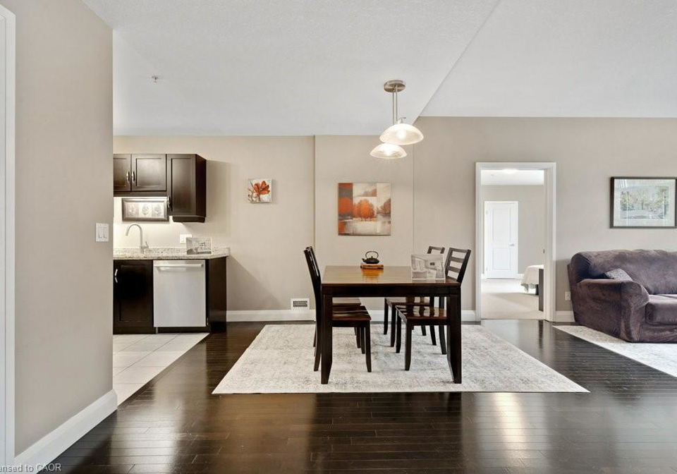 165-duke-street-e-kitchener-ontario-40841456