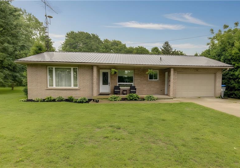 86716-molesworth-line-listowel-ontario-40841521