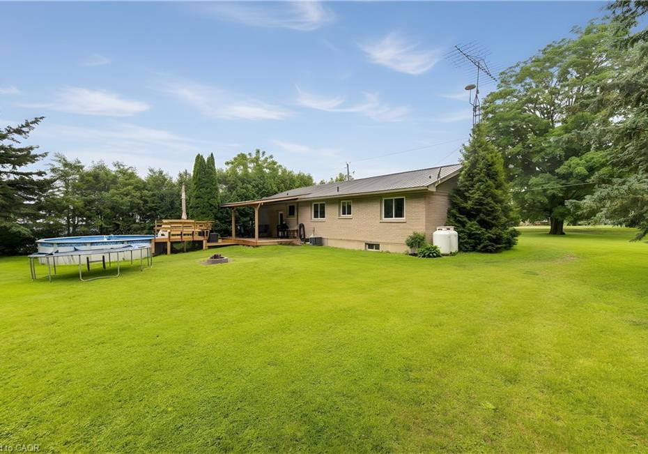 86716-molesworth-line-listowel-ontario-40841521