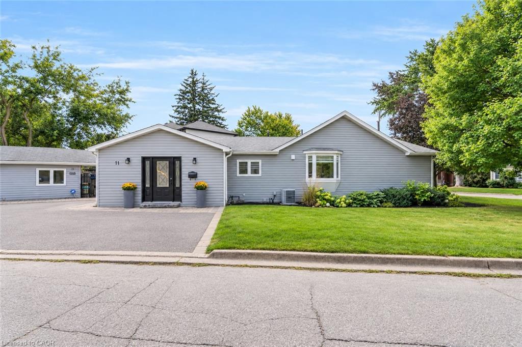 11-churchill-crescent-georgetown-ontario-40841525