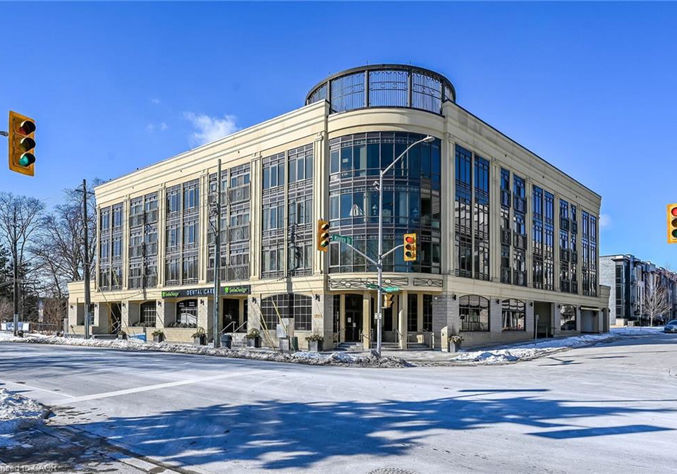 205-lakeshore-road-w-oakville-ontario-40841561