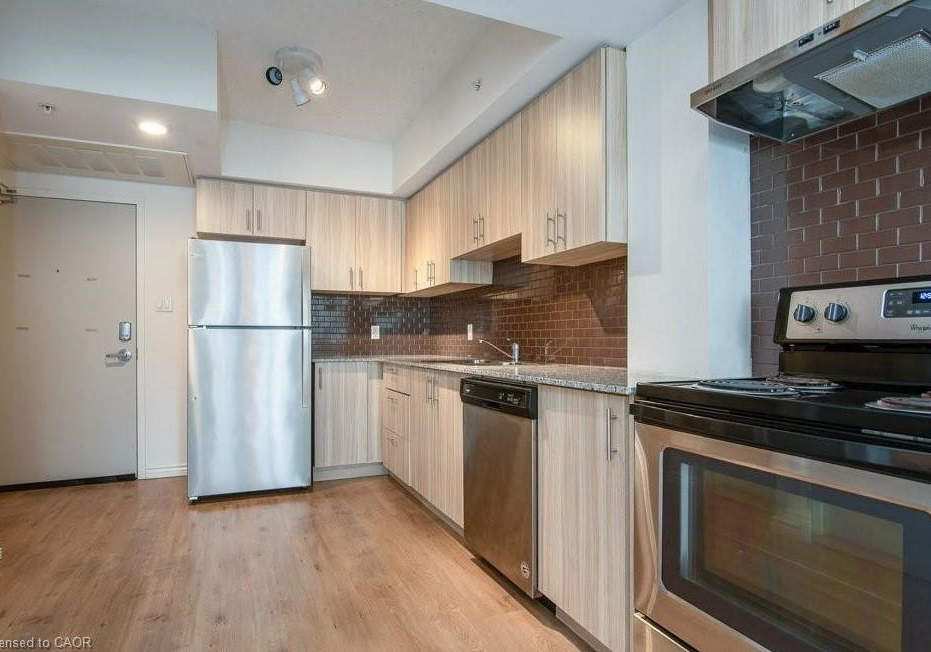 275-larch-street-waterloo-ontario-40841566