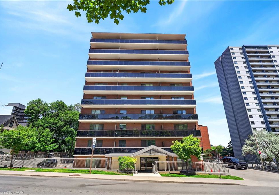81-charlton-avenue-e-hamilton-ontario-40841584